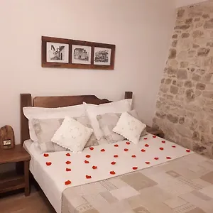 Otel Omer