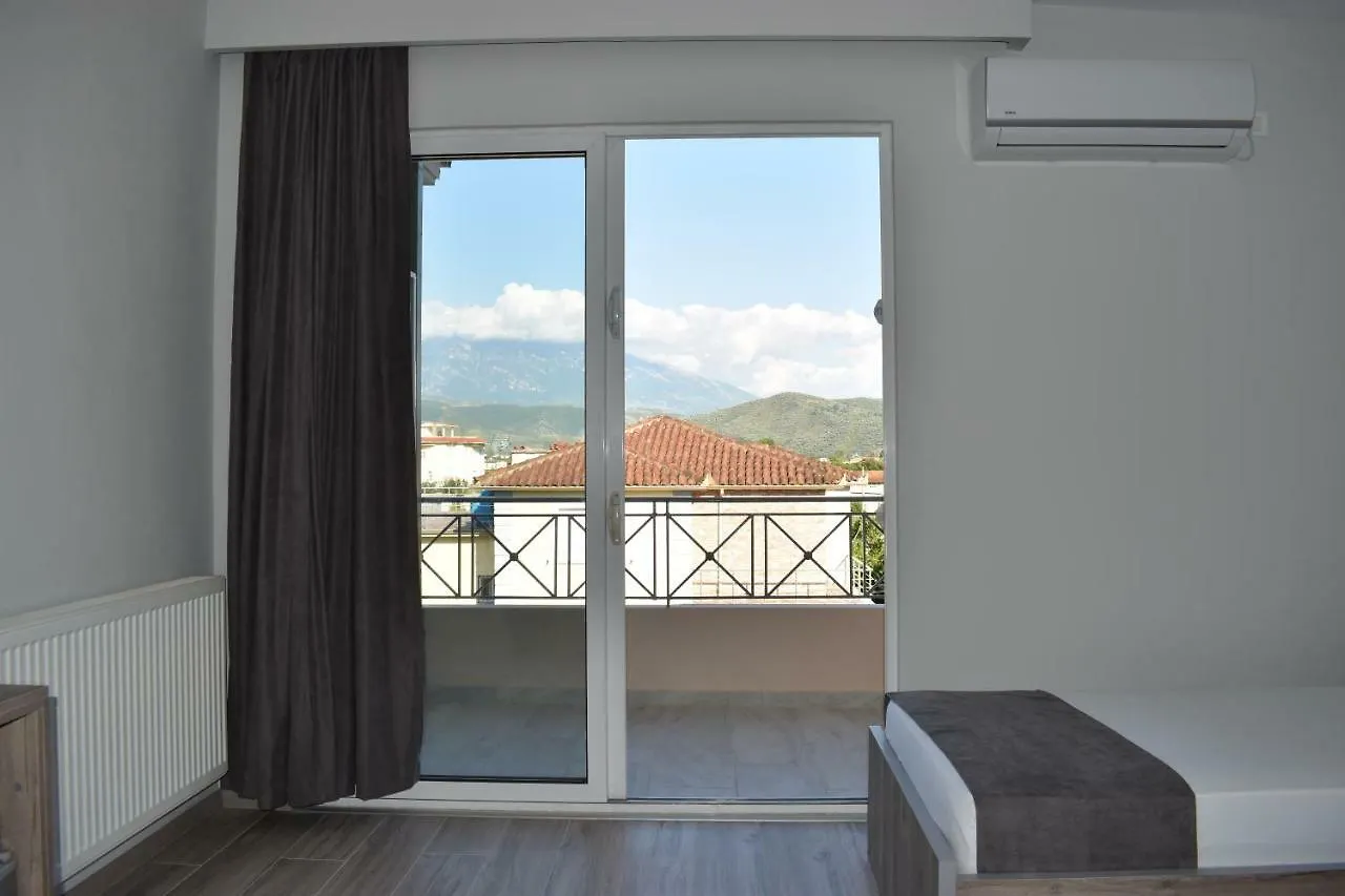 Hotel Vila Nino Berat 3*,